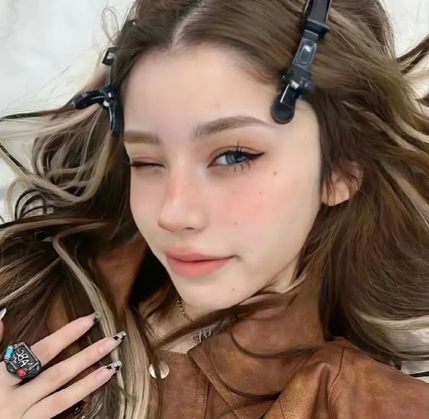 八岁龙爷闹东京